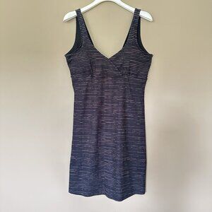 Kyodan Athletic Dress Freedom Trail Women M Black Padded Shelf Brad Active Vneck